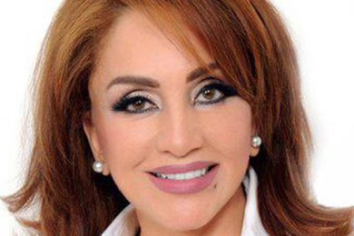  الجزائرية أحلام مستغانمي "فنانة اليونسكو من اجل السلام" 
